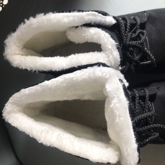 NWOT E03 black faux suede and white faux fur lace up combat boots size 42/10 - Picture 11 of 13